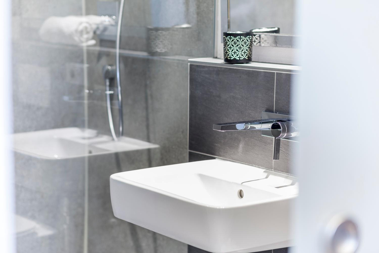 Bathroom 5, Zum Sonnenwirt, Ostalbkreis