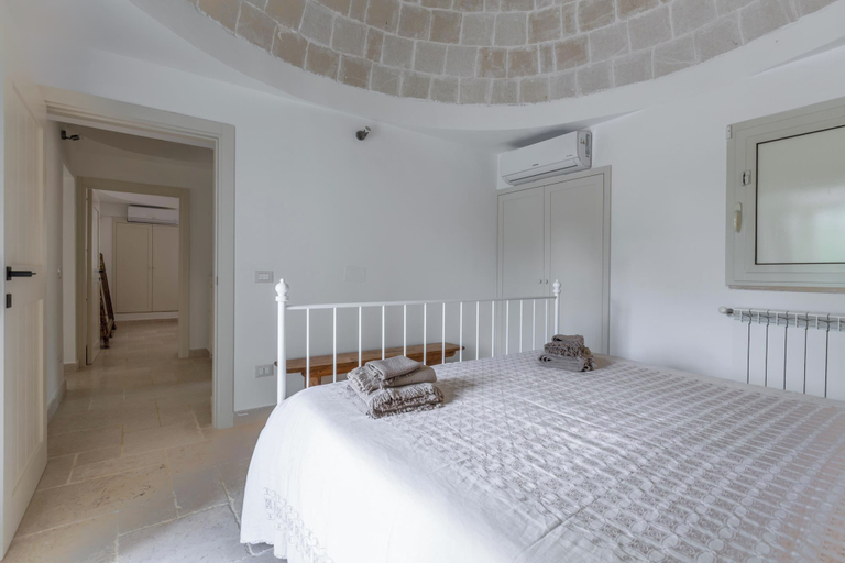 Bedroom 5, 4078 Trullo Lui di Borgo Paoli, Brindisi