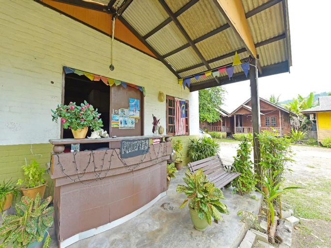 Pelangi Beach Resort , Kuantan