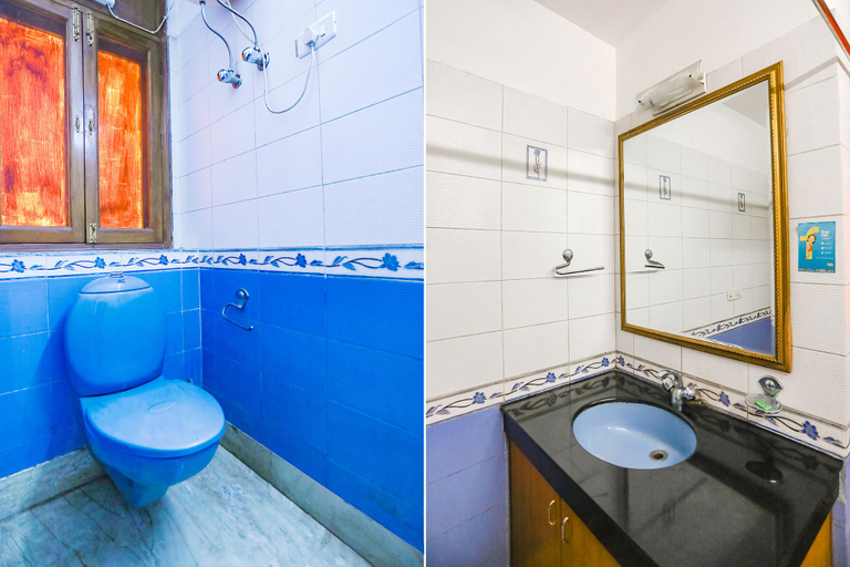 Bathroom, Via Primero MGF, Gurgaon