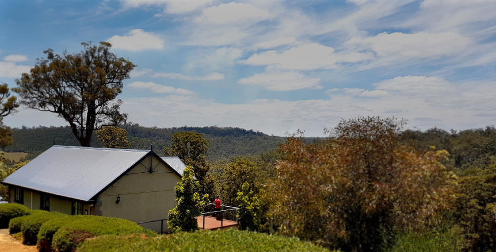 Exterior & Views 1, Scarlet Woods Chalets, Manjimup
