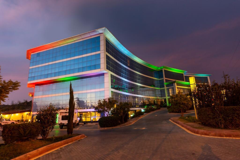 Exterior & Views, NATIONAL PARK HOTEL