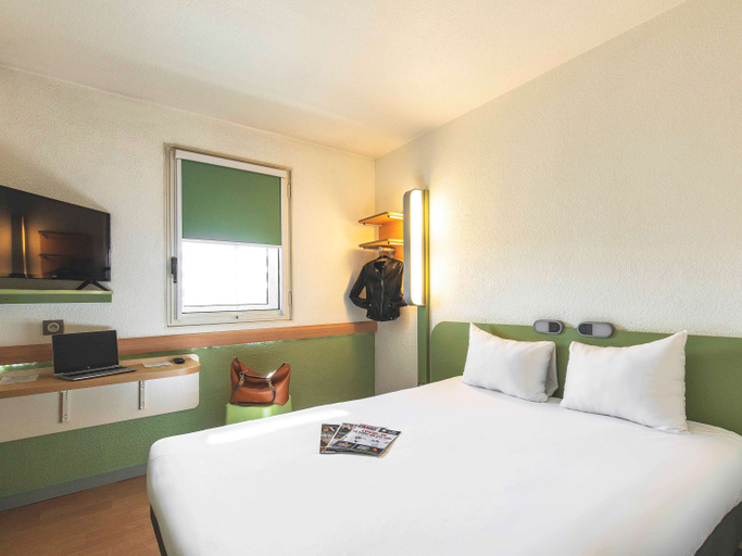Bedroom 4, ibis budget Lyon Confluence, Rhône