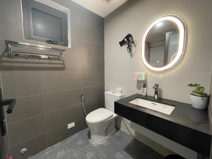 Bathroom 1