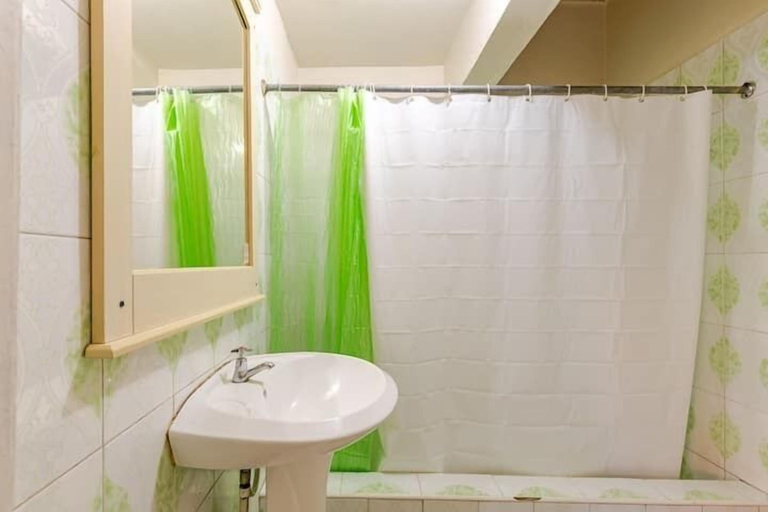 Bathroom 3, Insight Studio at Csompo Silver Manor