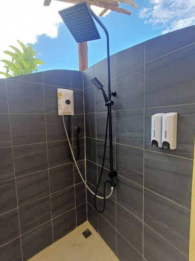 Bathroom 3, Sabai Glamping, Vangvieng