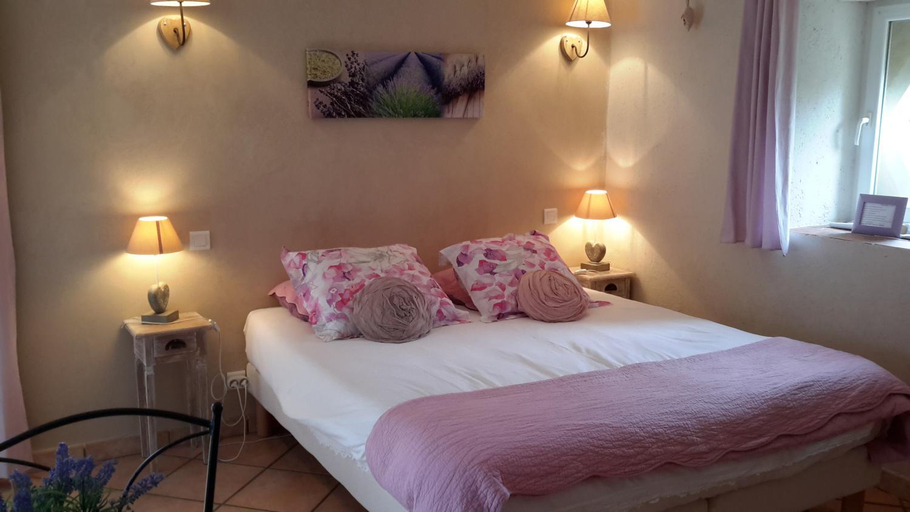 Others 5, Chambres d'hotes Le Vignoble, Vaucluse