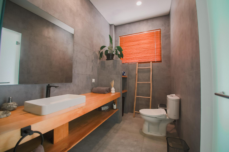 Bathroom 2, Lindt - Bali Invest Club , Badung