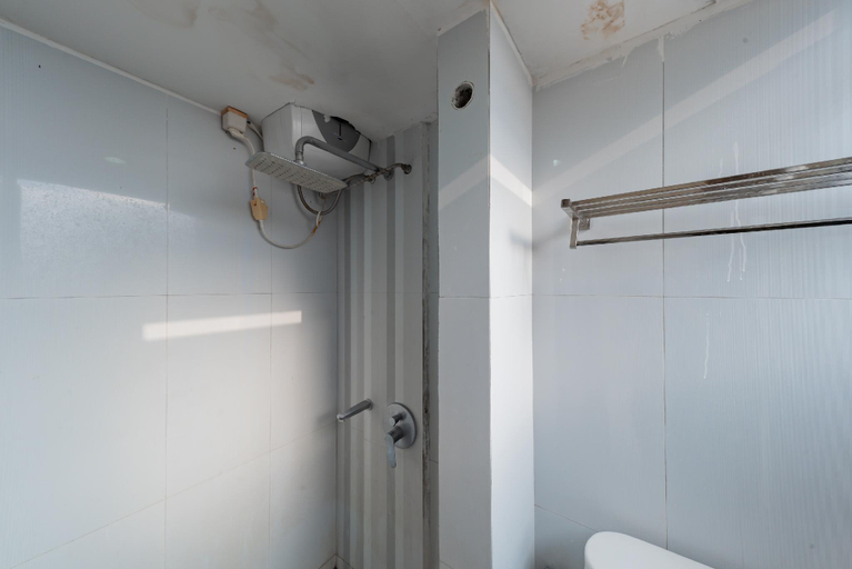 Bathroom 4