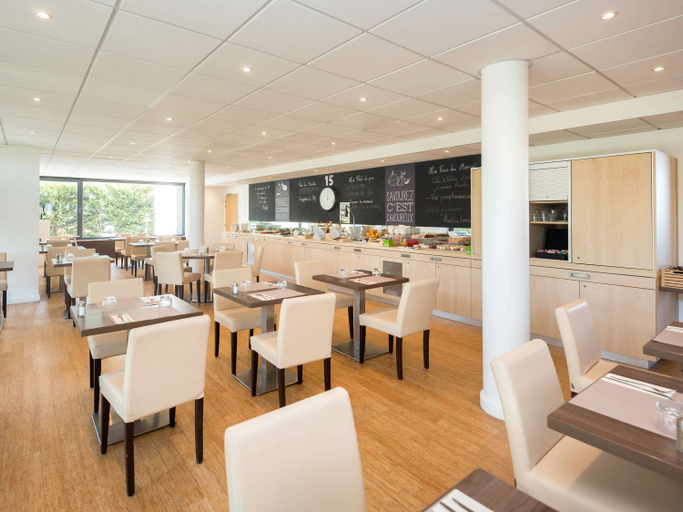 Food & Drinks 4, ibis Lyon Est Chaponnay hotel, Rhône