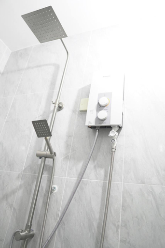 Bathroom 4