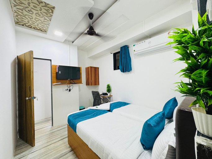 Bedroom 3, Hotel Raksha Residency, Thane