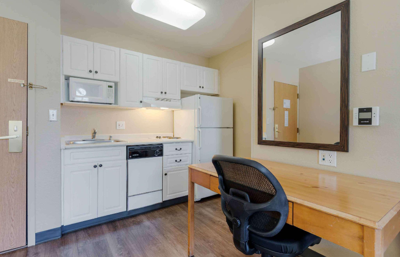 Dining Room 2