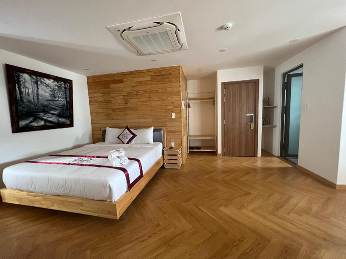 Bedroom 8