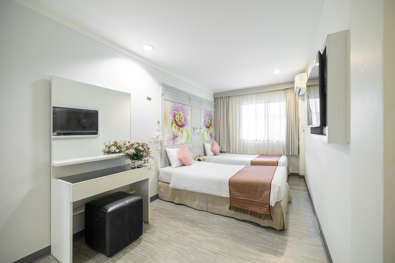 Bedroom 9
