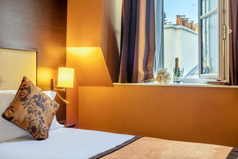 Bedroom 3, Hotel Saint Honore, Paris