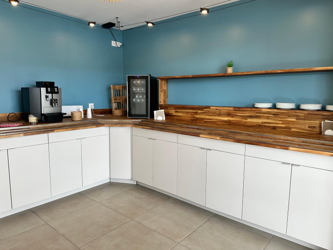 Food and beverages 5, Residence Oceane, Essonne