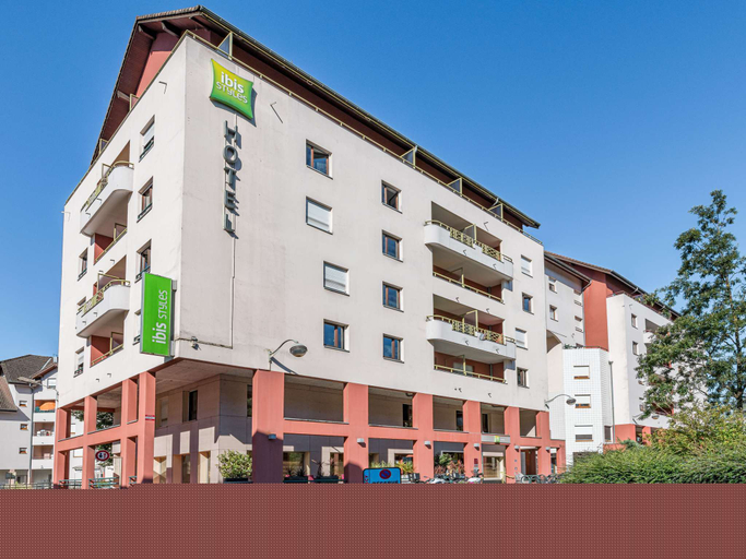 Exterior & Views 2, ibis Styles Annecy Gare Centre, Haute-Savoie