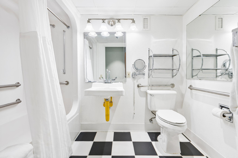 Bathroom 2