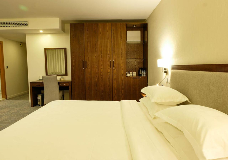 Bedroom 2, Karan Sharq for Hotel Apartment Co., Al Jubail