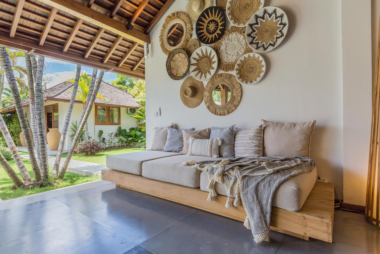 Others 3, Villa B, Badung