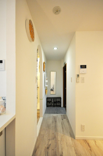 Others 4, Gallery House, Ōta