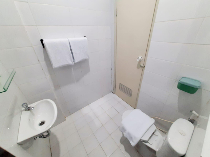 Bathroom 3