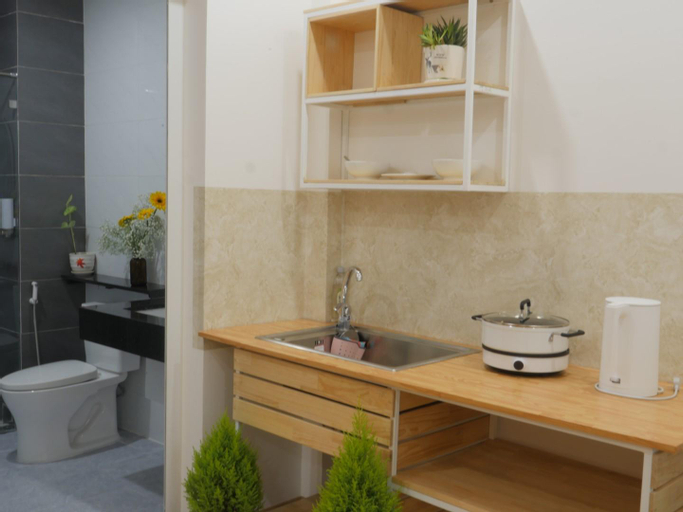 Bathroom 18
