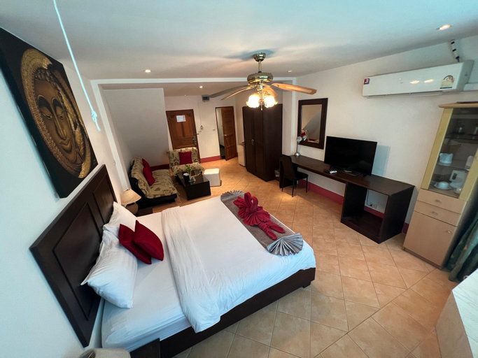 Bedroom 18