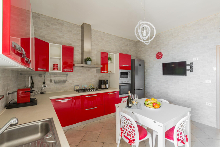 Others 3, 3777 Appartamento Space Family by Barbarhouse, Taranto