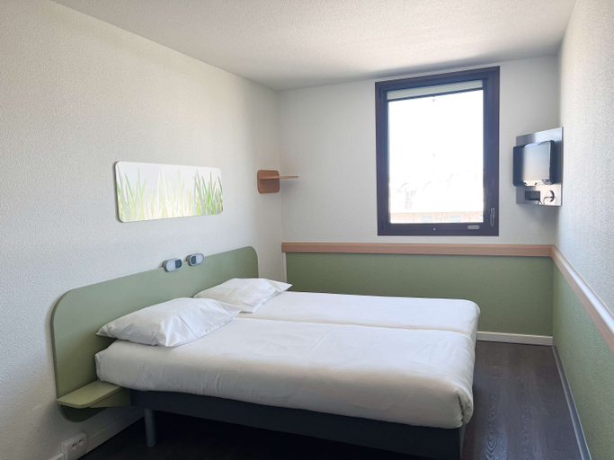 Bedroom 4, ibis budget Nimes Centre Gare, Gard