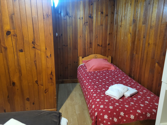 Bedroom 3, Auberge Restaurant du Virage, Isère