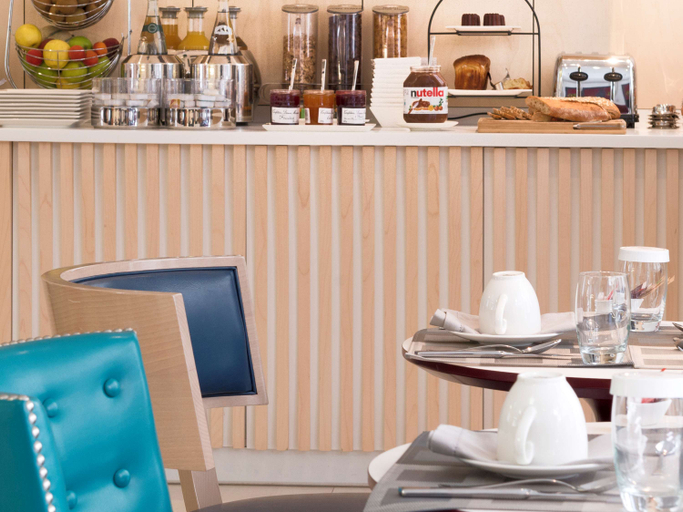 Food & Drinks 2, Mercure Paris Levallois Perret Hotel, Hauts-de-Seine