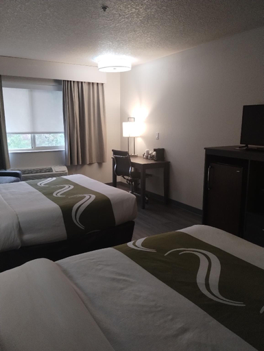Bedroom 30