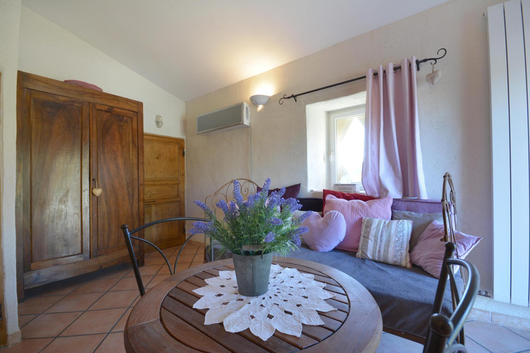 Others 2, Chambres d'hotes Le Vignoble, Vaucluse