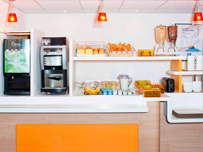 Food & Drinks 4, ibis budget Ambérieu-en-Bugey Château-Gaillard, Ain