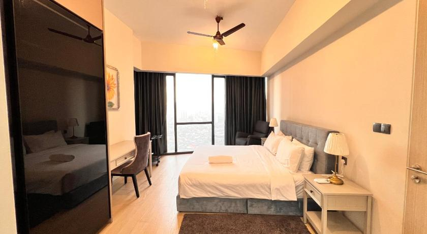 Bedroom 12