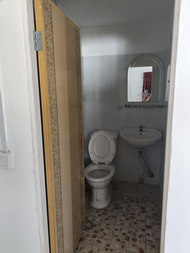 Bathroom 9