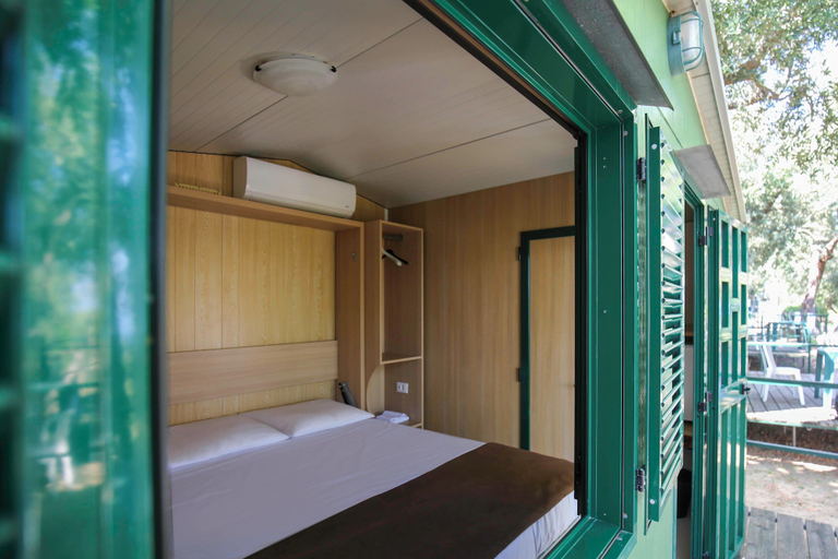 Bedroom 3, Hostel & Glamping Santa Fortunata, Napoli