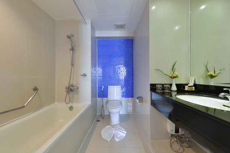 Bathroom 8