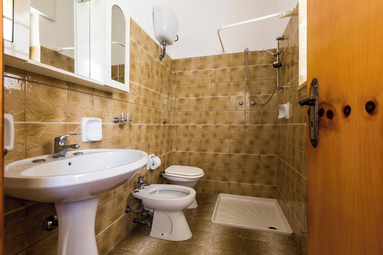 Bathroom 3, 4073 Villa Minerva by Barbarhouse, Taranto