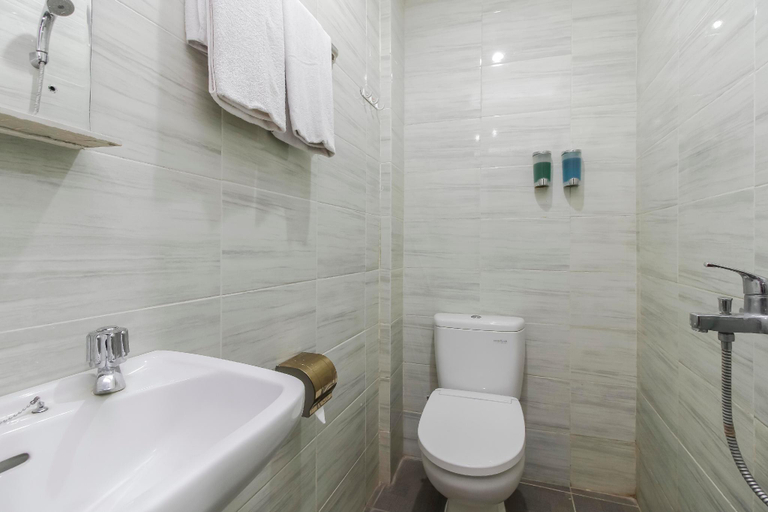 Bathroom 6