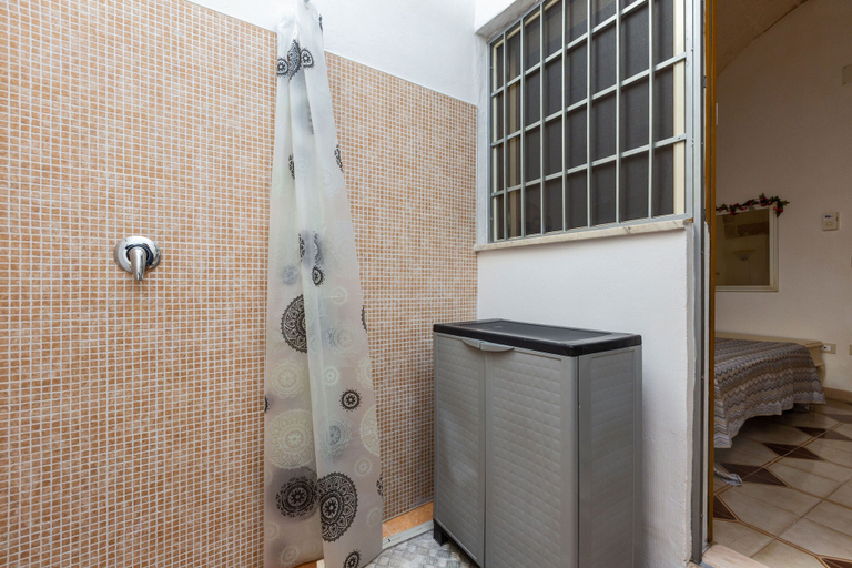 Bathroom 4, 4001 Il Vicoletto by Barbarhouse, Taranto