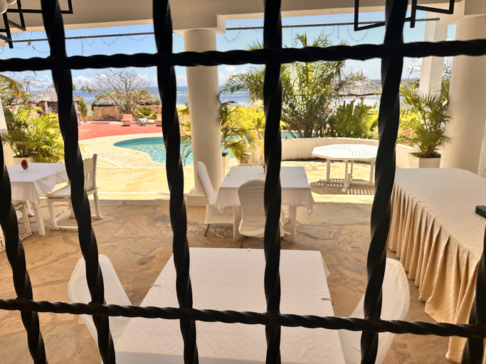 Others 5, Beach front Hotel rooms, Malindi