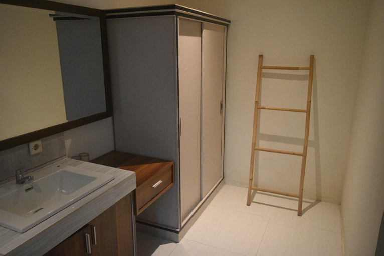 Bathroom 4, KETUT JOGLO GUEST HOUSE, Badung