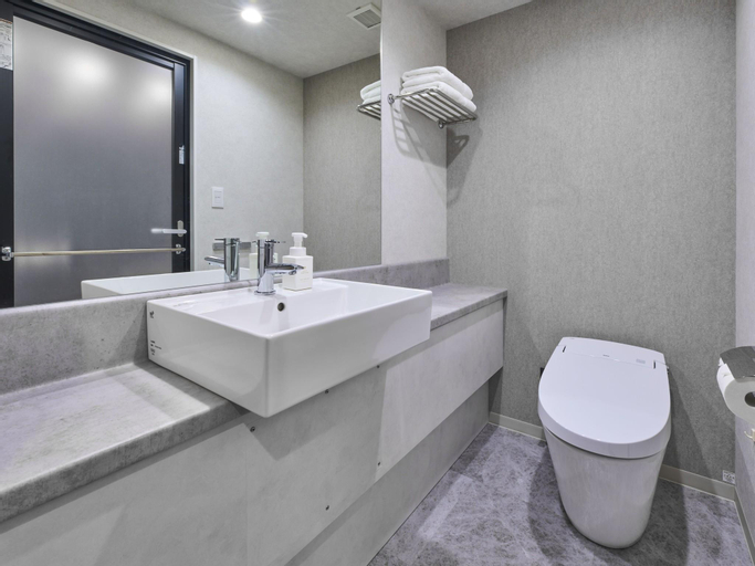Bathroom 2