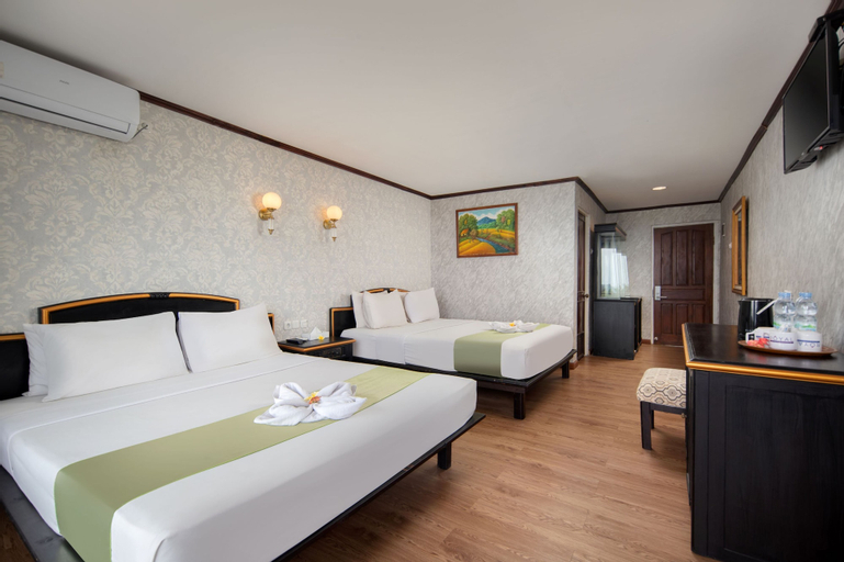 Bedroom 5