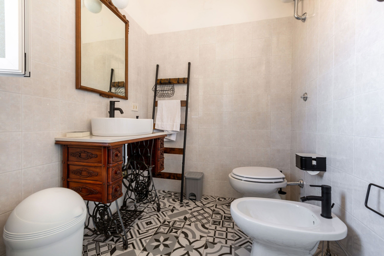 Bathroom, 4072 Trull' Itria by Barbarhouse, Taranto