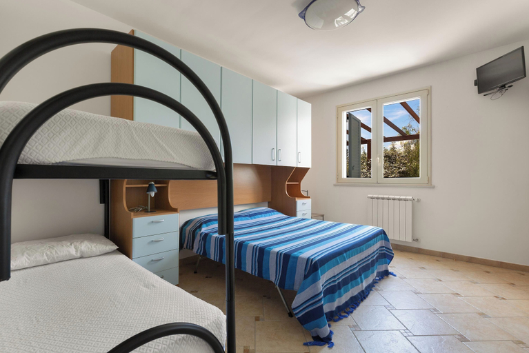 Bedroom 4, 3948 Ondamar - Bilo Piano Rialzato by Barbarhouse, Lecce