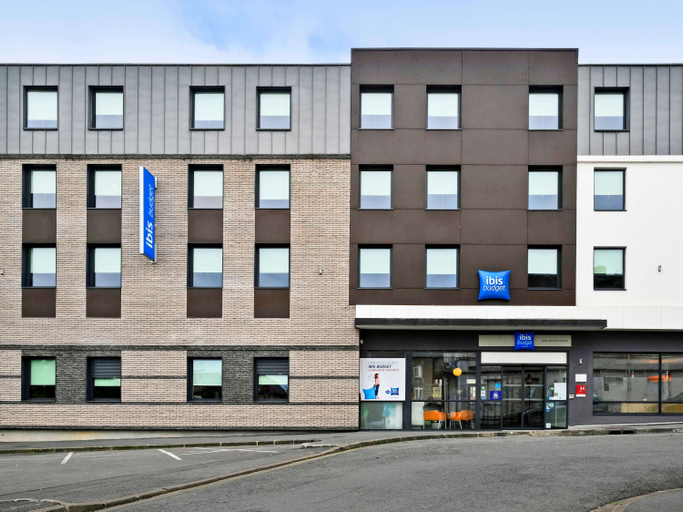 Exterior & Views 2, ibis budget Saint-Quentin Centre Gare, Aisne